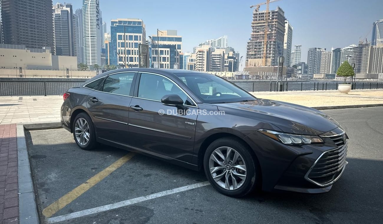 Toyota Avalon XLE HYBRID