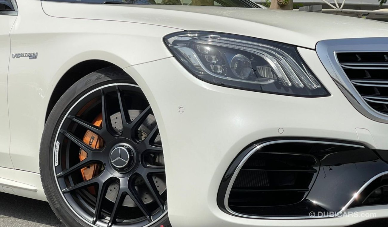 مرسيدس بنز 560 S560 AMG Kit 63 low km