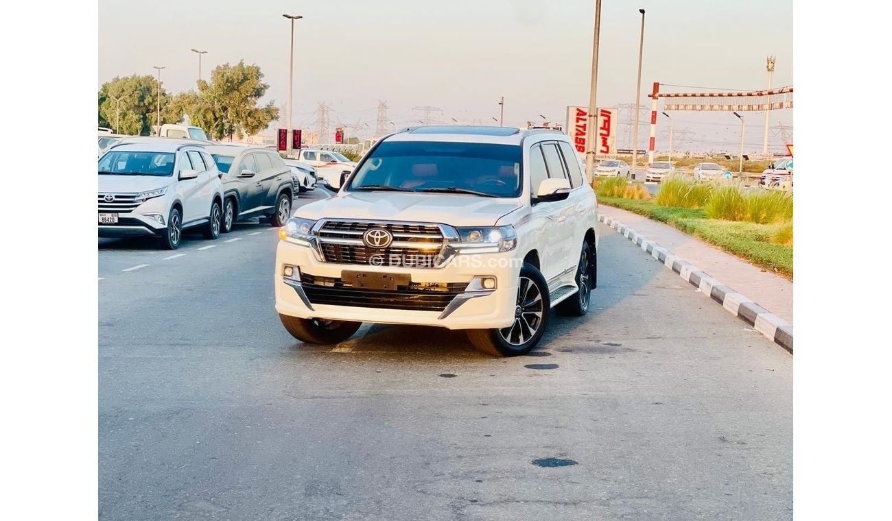 تويوتا لاند كروزر Toyota landcuriser GXR V8 2019 Full Option