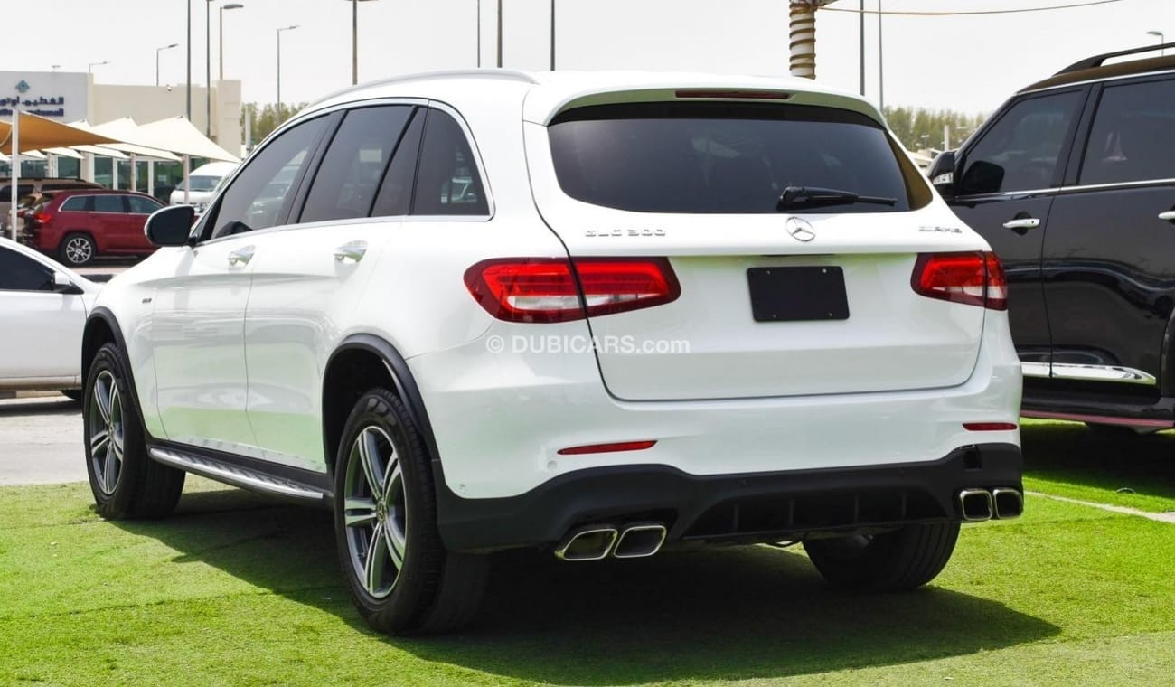 مرسيدس بنز GLC 300 AMG