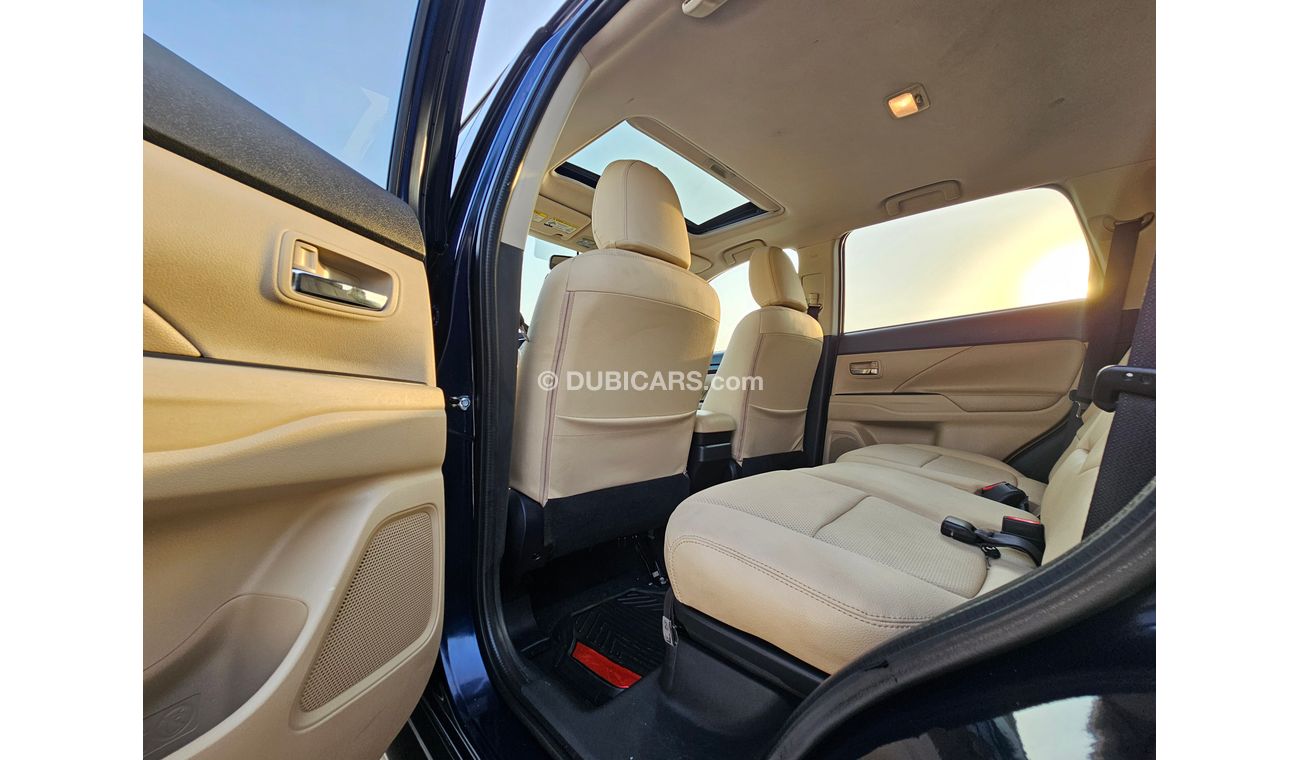 Mitsubishi Outlander Full Option | Sunroof | Original Airbags | 7 Seats