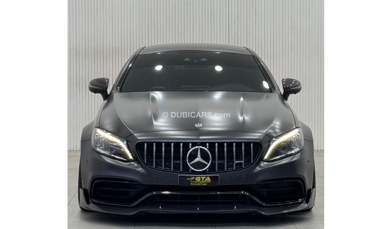 مرسيدس بنز C 63 كوبيه S AMG