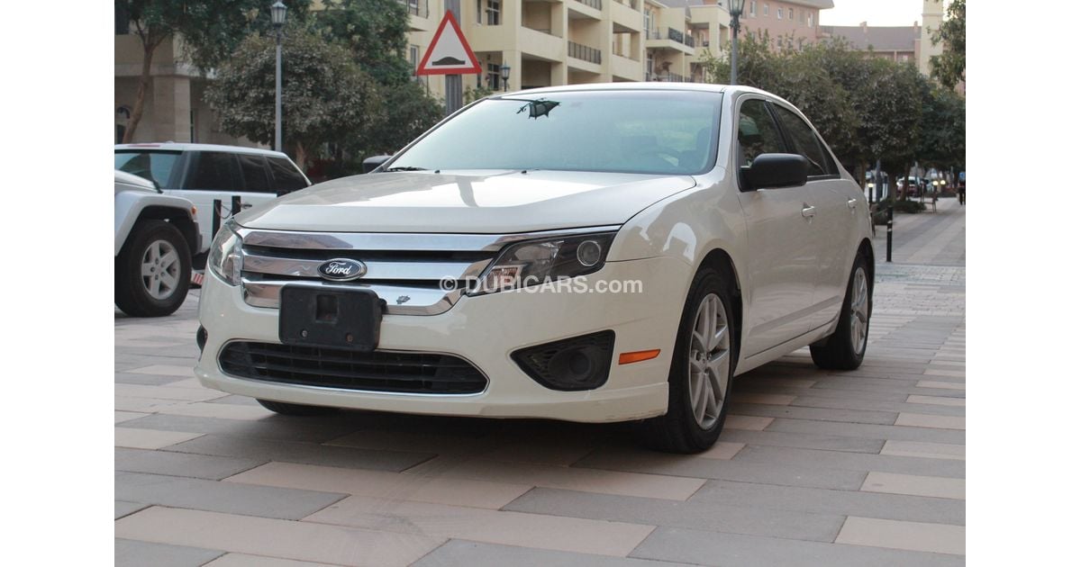 Ford Fusion for sale: AED 14,500. White, 2011