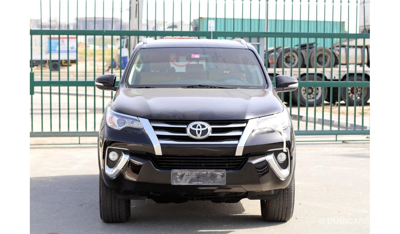 تويوتا فورتونر Toyota Fortuner EXR 2017 Petrol V4 Left hand Drive