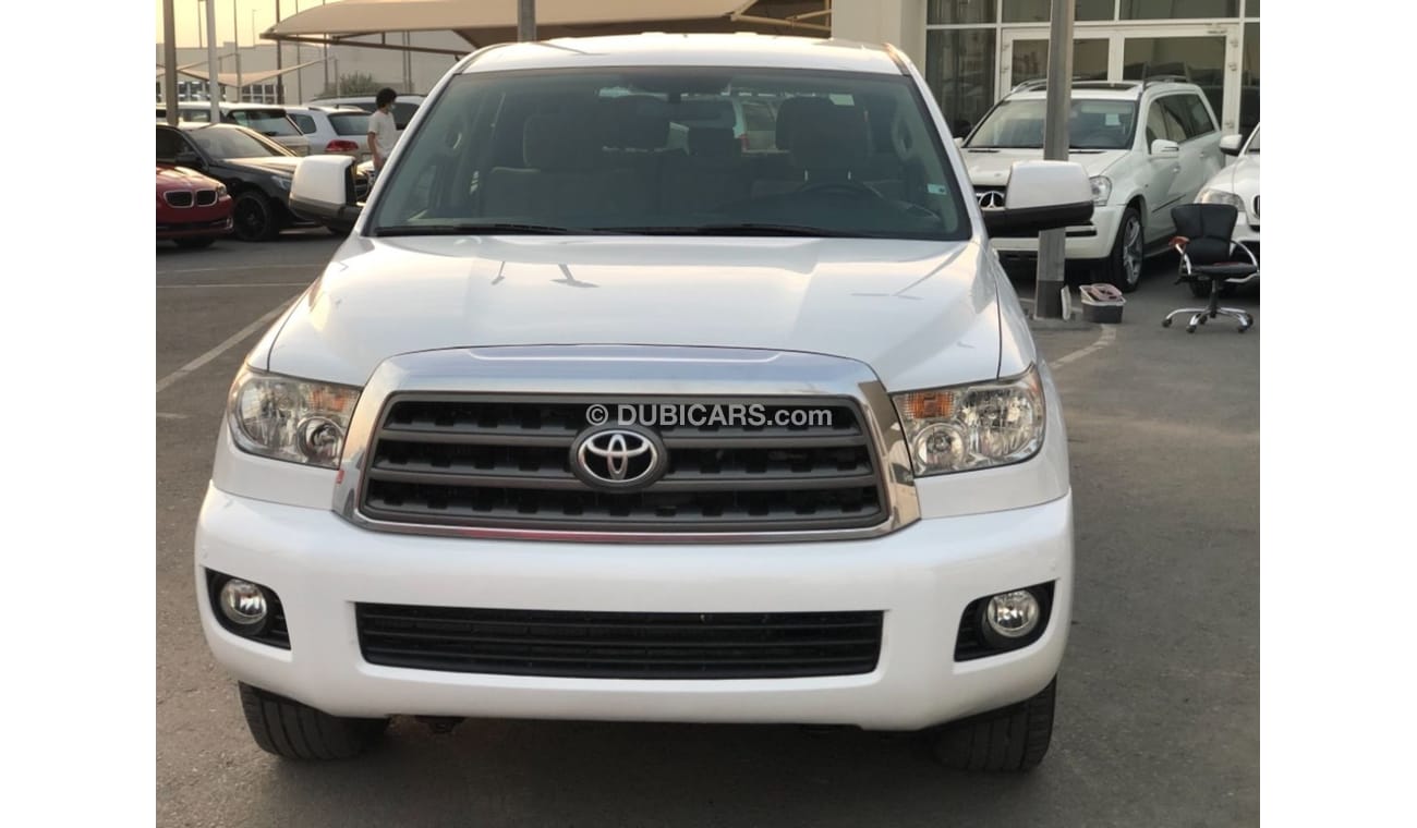 Toyota Sequoia Toyota squia model 2013 GCC car prefect cond full option  back air condition