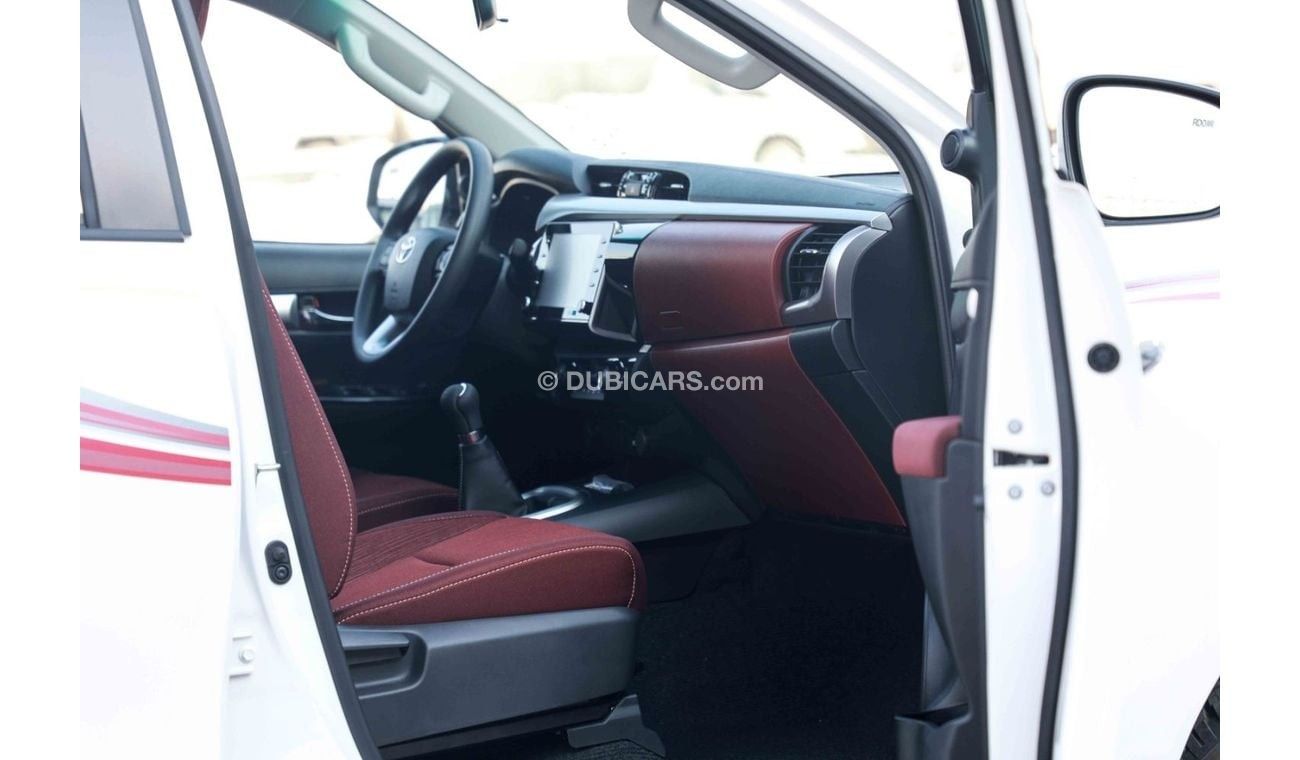 تويوتا هيلوكس 2025 TOYOTA HILUX 2.7 SR5 - SUPER WHITE inside RED | Export Only