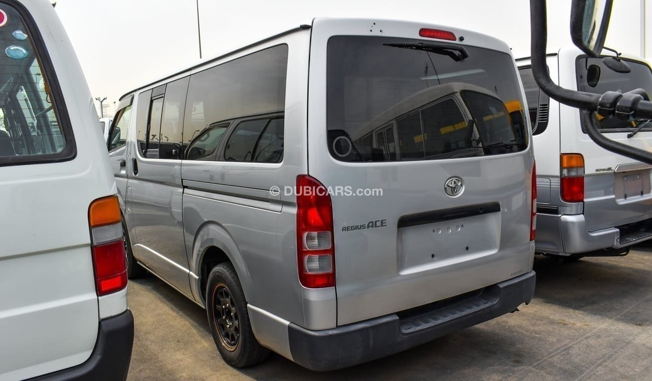 Toyota Hiace -Model 1990 TO 2015- RIGHT HAND DRIVE -EXPORT ONLY.