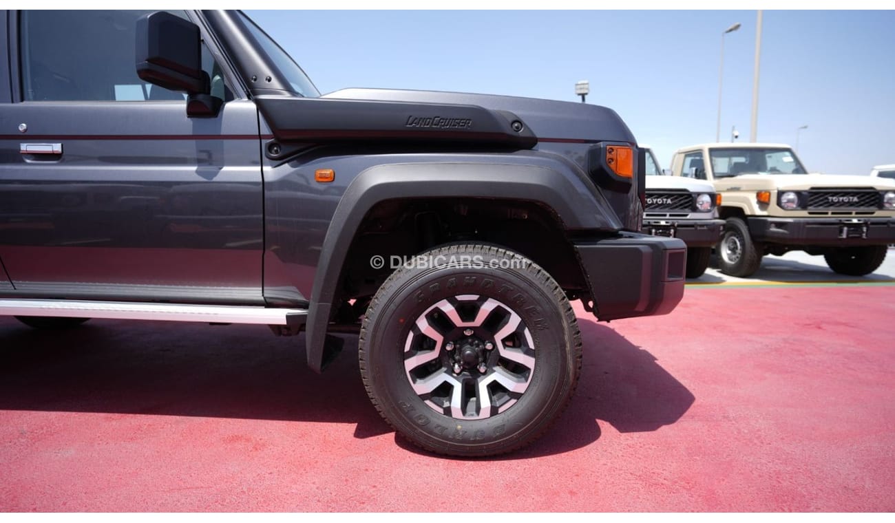 تويوتا لاند كروزر بيك آب TOYOTA LC79 PICKUP DOUBLE CABIN 4.0L PETROL AUTOMATIC TRANSMISSION MODEL 2024 WINCH DIFFLOCK