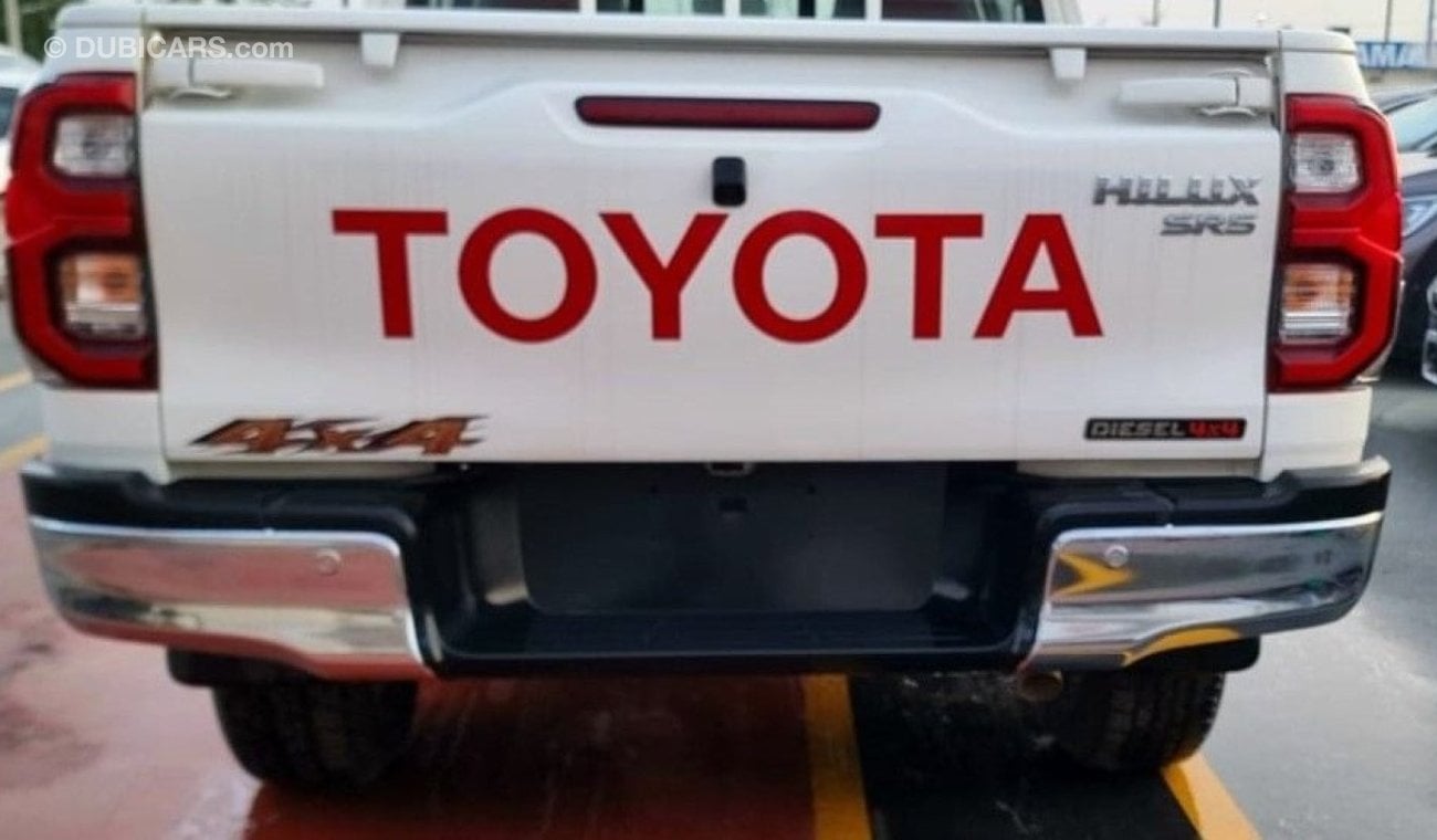 تويوتا هيلوكس TOYOTA HILUX 2.4L DIESEL MANUAL 4X4 MY 2023