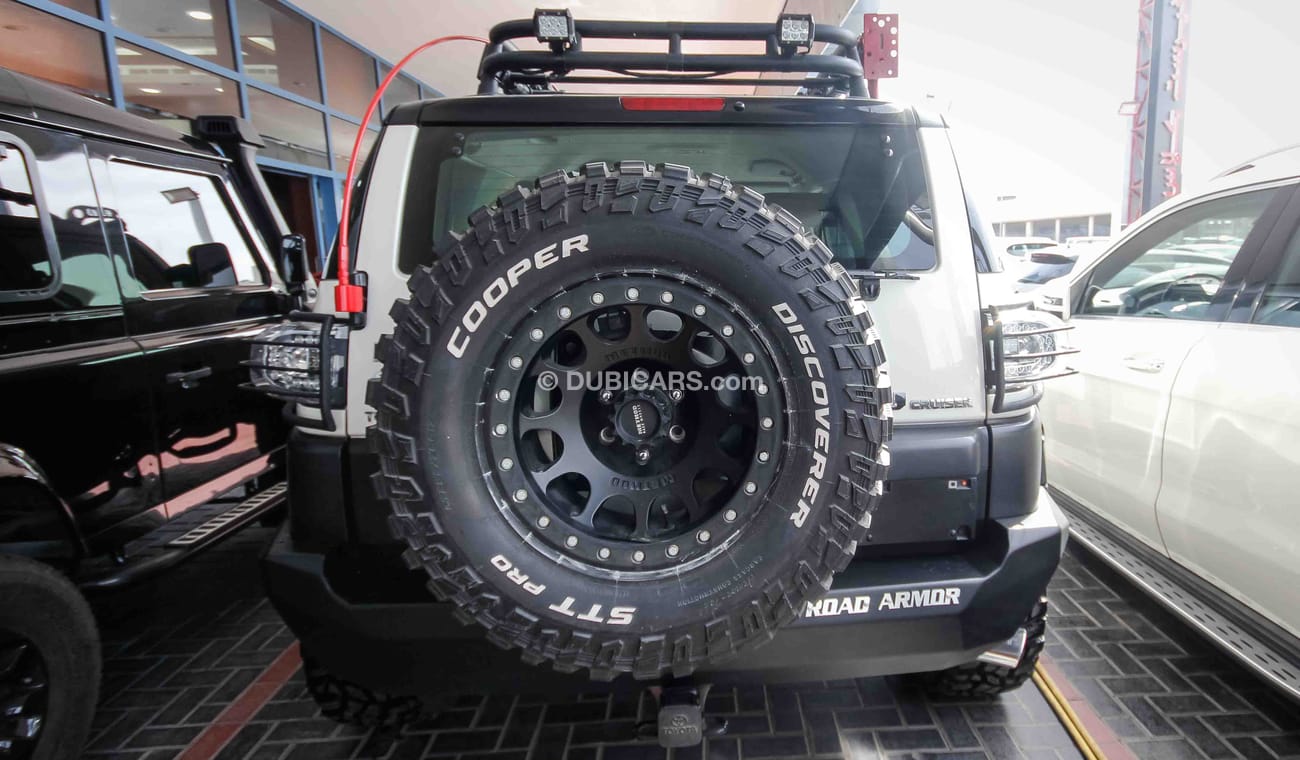 Toyota FJ Cruiser Road Armor