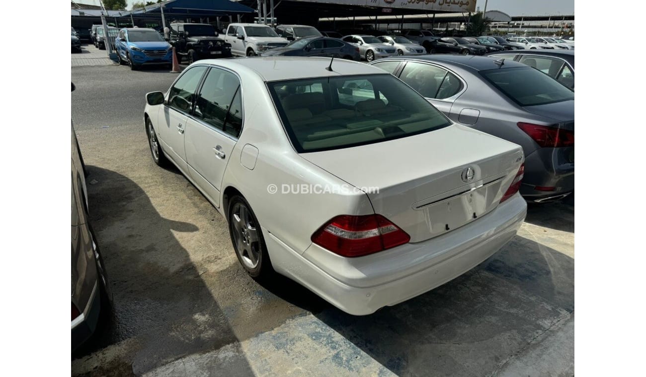 لكزس LS 430 لكزس LS430 موديل 2004 آوراق جمارك بحالة جيد جدا نص الترا