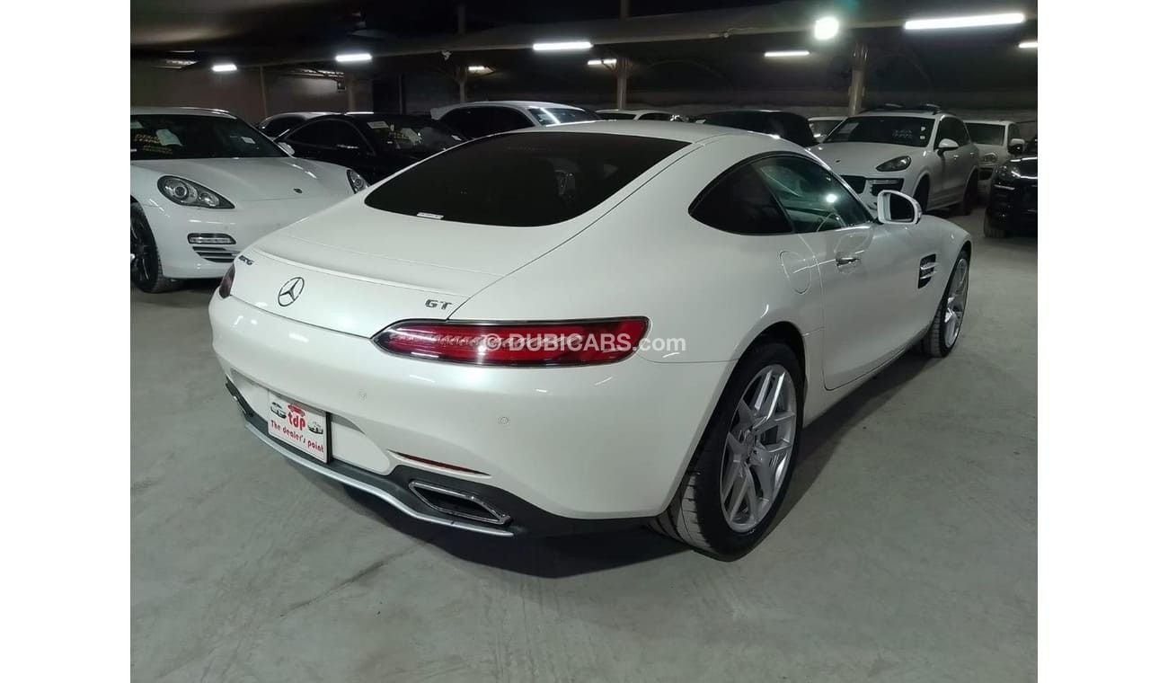 مرسيدس بنز AMG GT