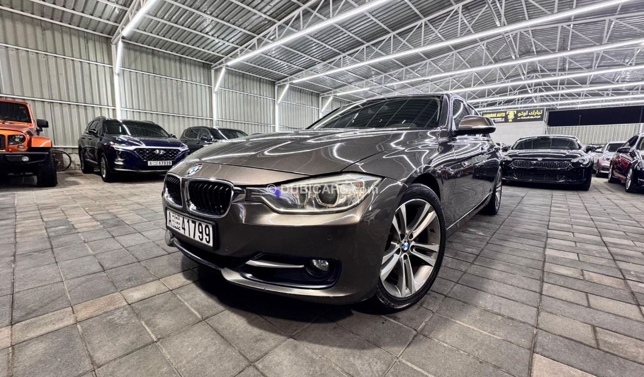 BMW 328i Sport Line 2.0L