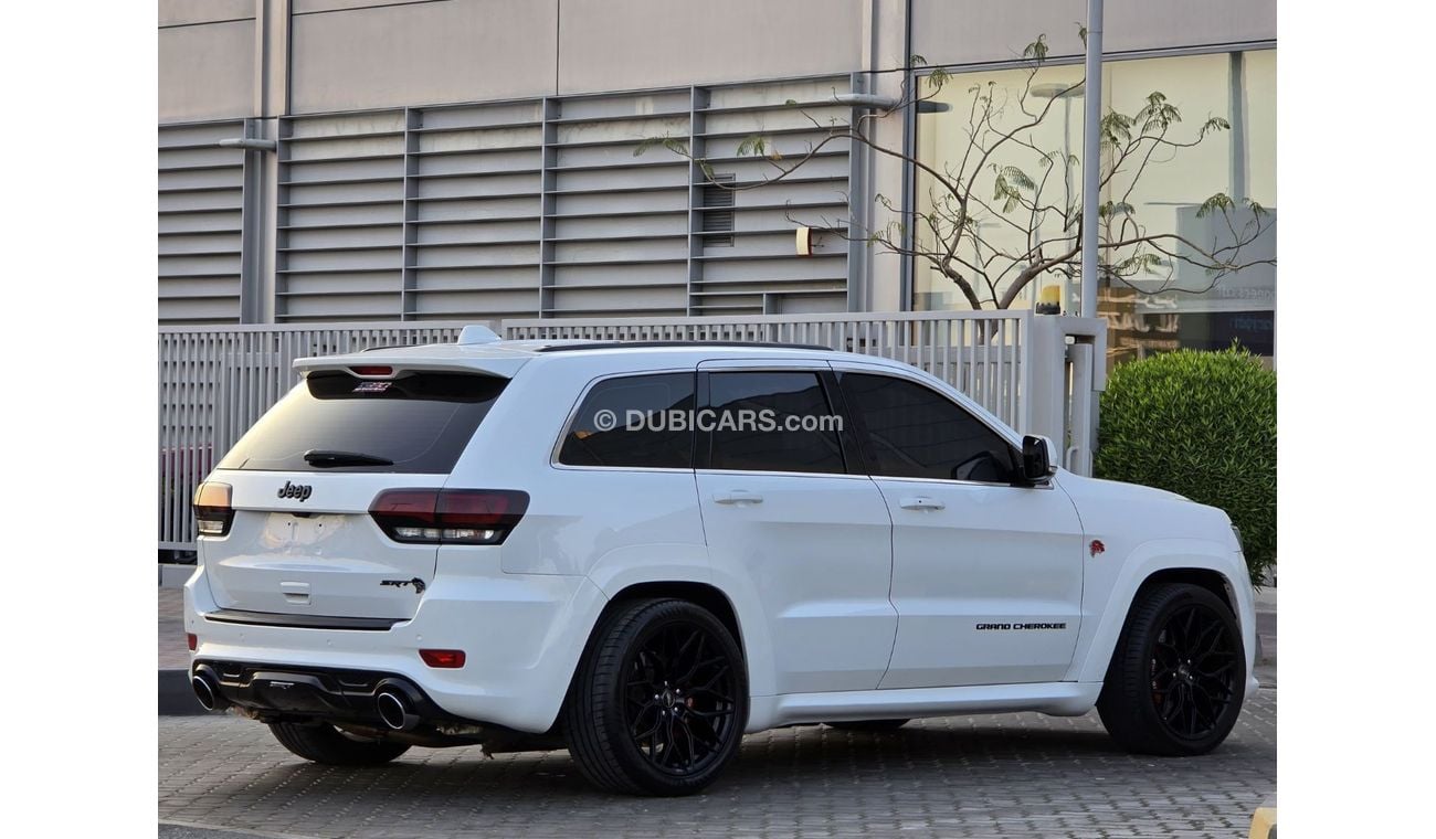 Jeep Grand Cherokee SRT8 6.4L JEEP GRAND CHEROKEE SRT V8 2015 GCC ORGINAL PAINT // ACCIDENT FREE // PERFECT CONDITION