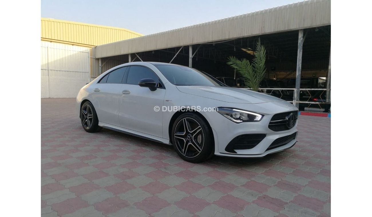 Mercedes-Benz CLA 35 AMG