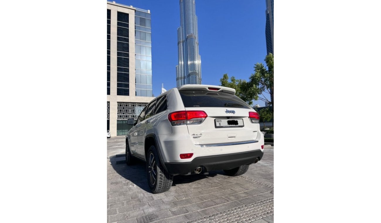 Jeep Grand Cherokee Limited 3.6 | GCC specs | Full options