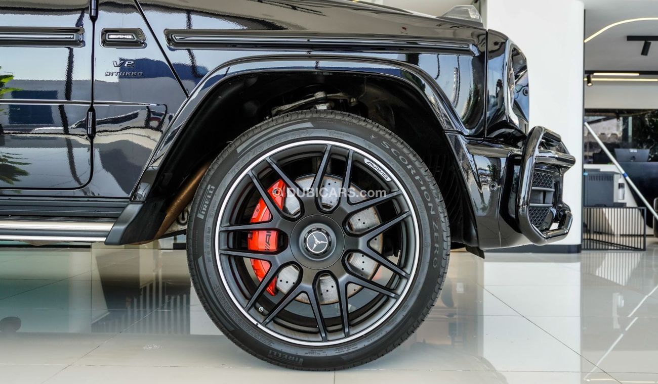 Mercedes-Benz G 63 AMG Mercedes G63 | Double Night Black | Carbon Fiber | Fully Loaded | Rear Entertainment Screens | 2024