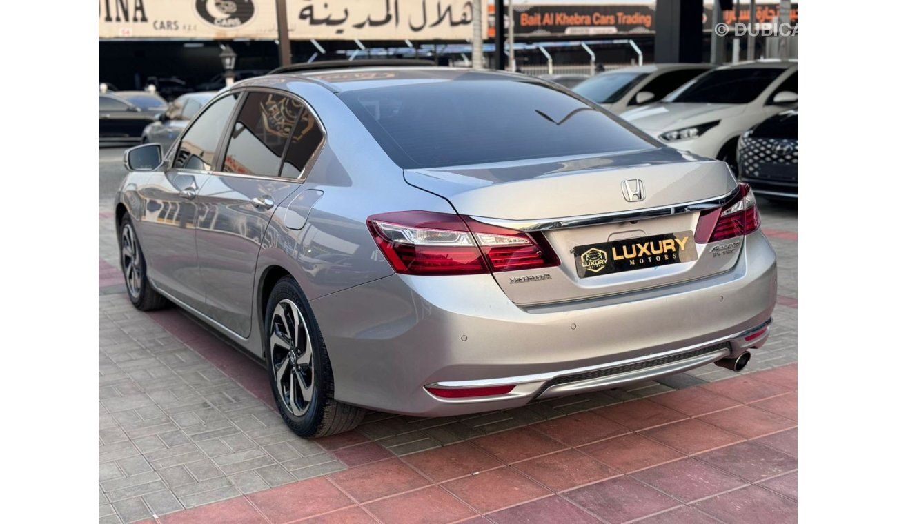 هوندا أكورد LX