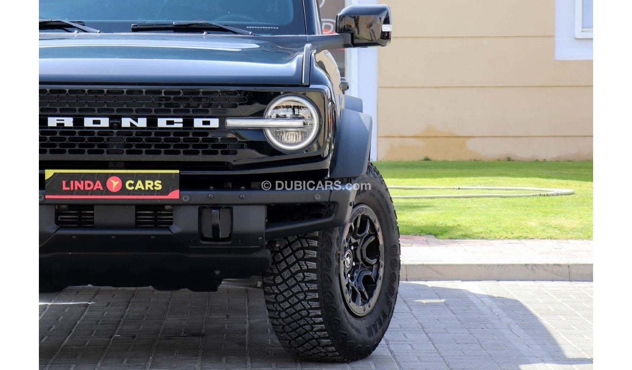 Ford Bronco U725