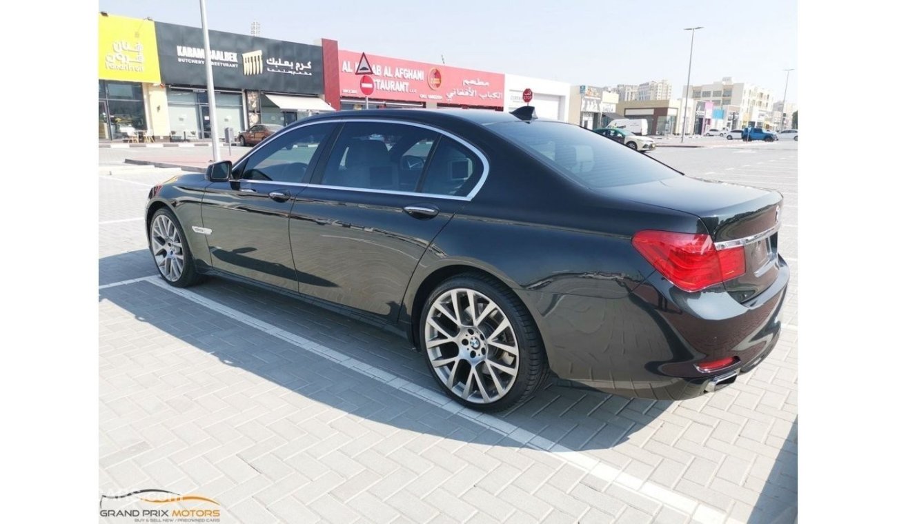 BMW 750Li Executive BMW 750Li V8 4.4 2012 Model GCC Specs With Partial Service History In Perfect Condition  M