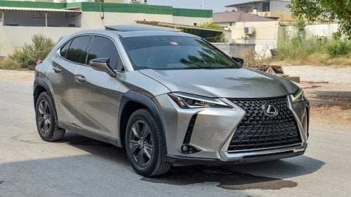 Lexus UX200