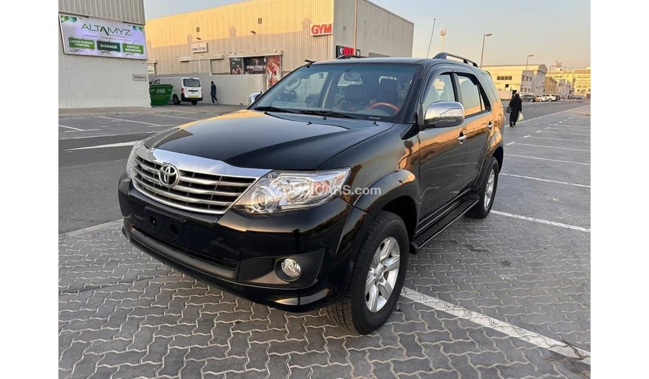 Toyota Fortuner 2006 Modified to 2015 GCC V4 Full Option