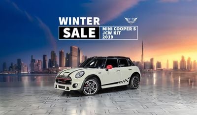 Mini Cooper S AED 1,300 P.M | 2019 COOPER S JCW KIT | UNDER WARRANTY | PANORAMIC VIEW | GCC