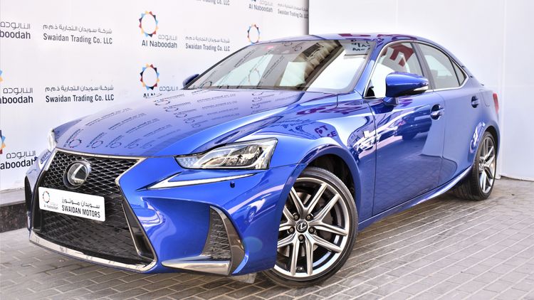 Used Lexus IS series for sale in Dubai, UAE - Dubicars.com