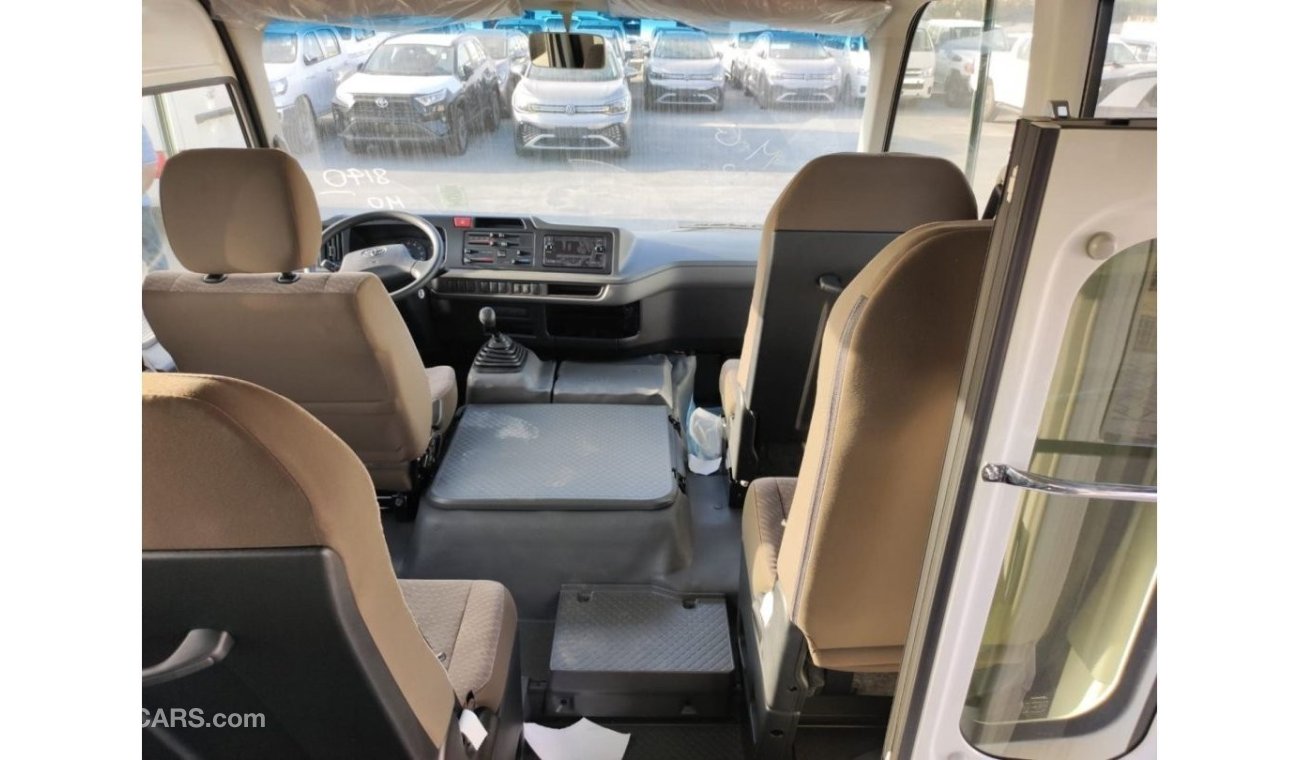 Toyota Coaster 2023 Toyota Coaster 4.2L Diesel 23 seats Basic option Only for local