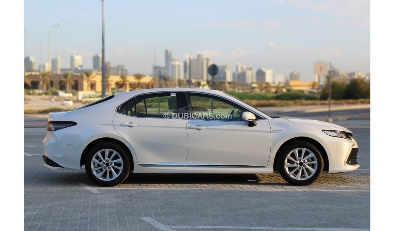 تويوتا كامري LHD 2.5L HYBRID MID OPTION FWD AT 2024MY