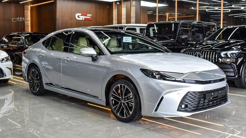 Toyota Camry LE  HEV 2.5L Hybrid