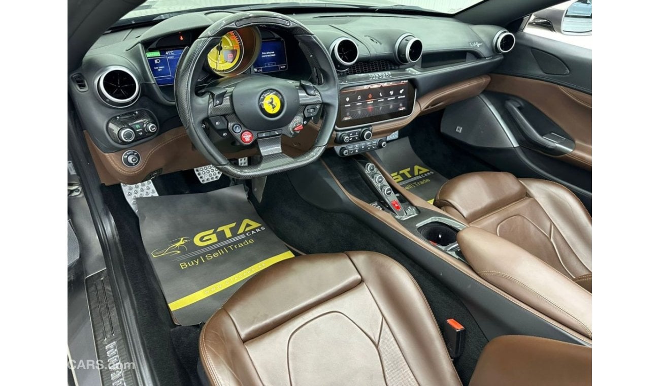 فيراري بورتوفينو Std 2019 Ferrari Portofino, Warranty, June 2026 Ferrari Service Pack, Carbon Fiber Package, Low Kms,