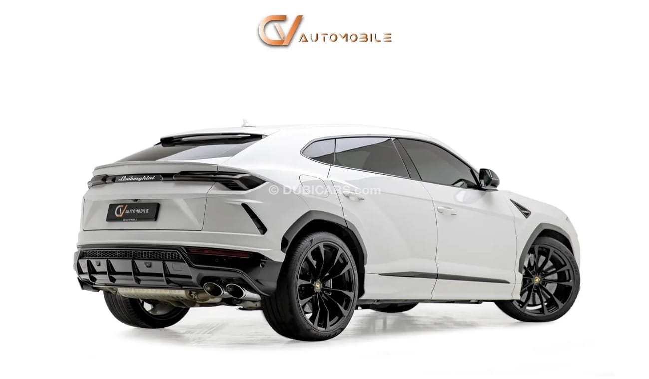 Lamborghini Urus Std GCC Spec