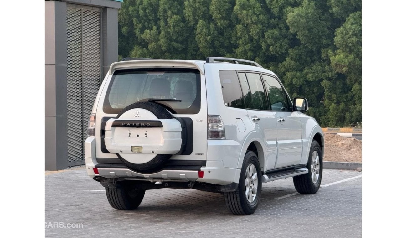 Mitsubishi Pajero GLS Top