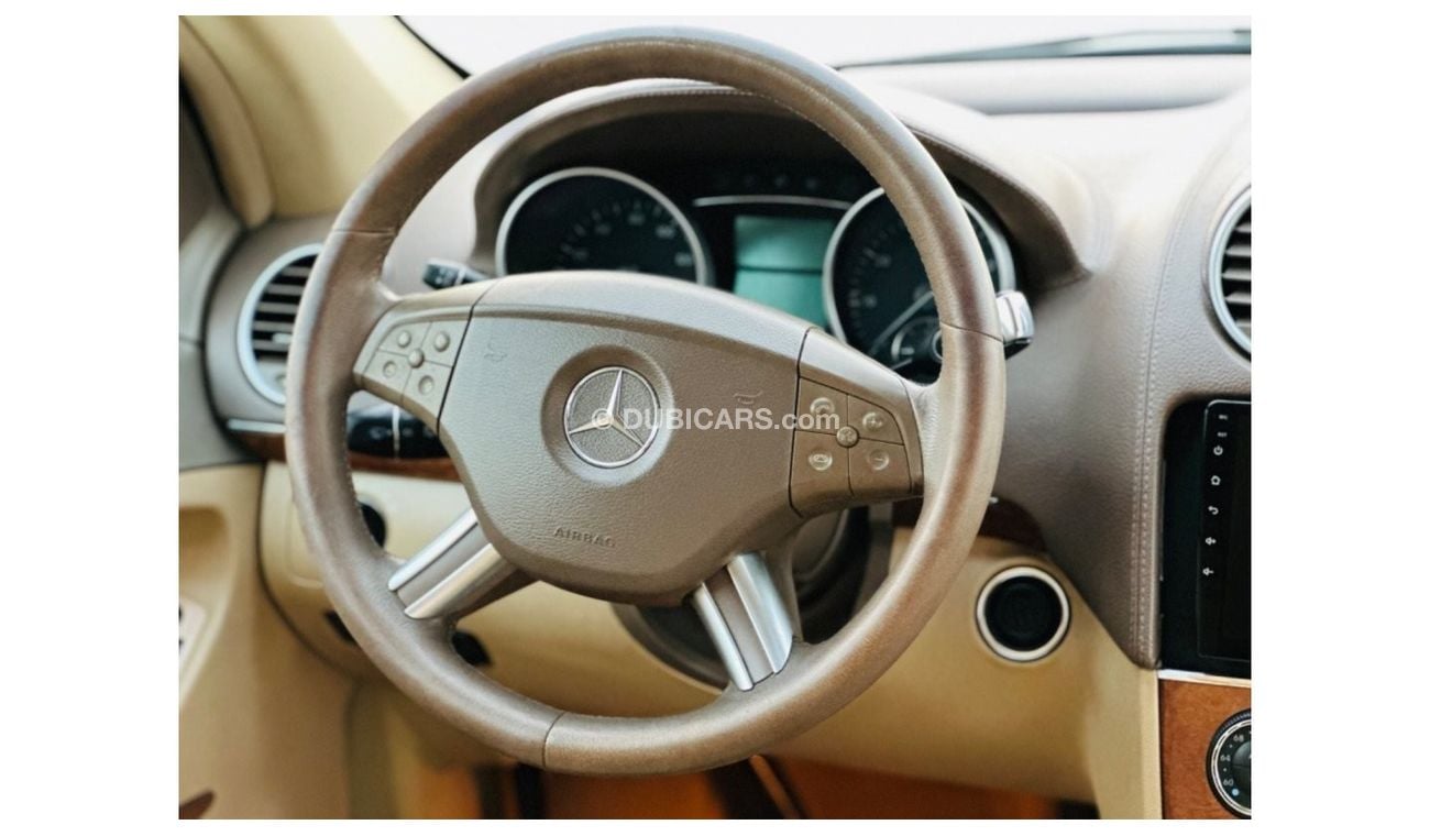 Mercedes-Benz GL 450 MODEL 2008 GCC CAR PERFECT CONDITION INSIDE AND OUTSIDE FULL OPTION