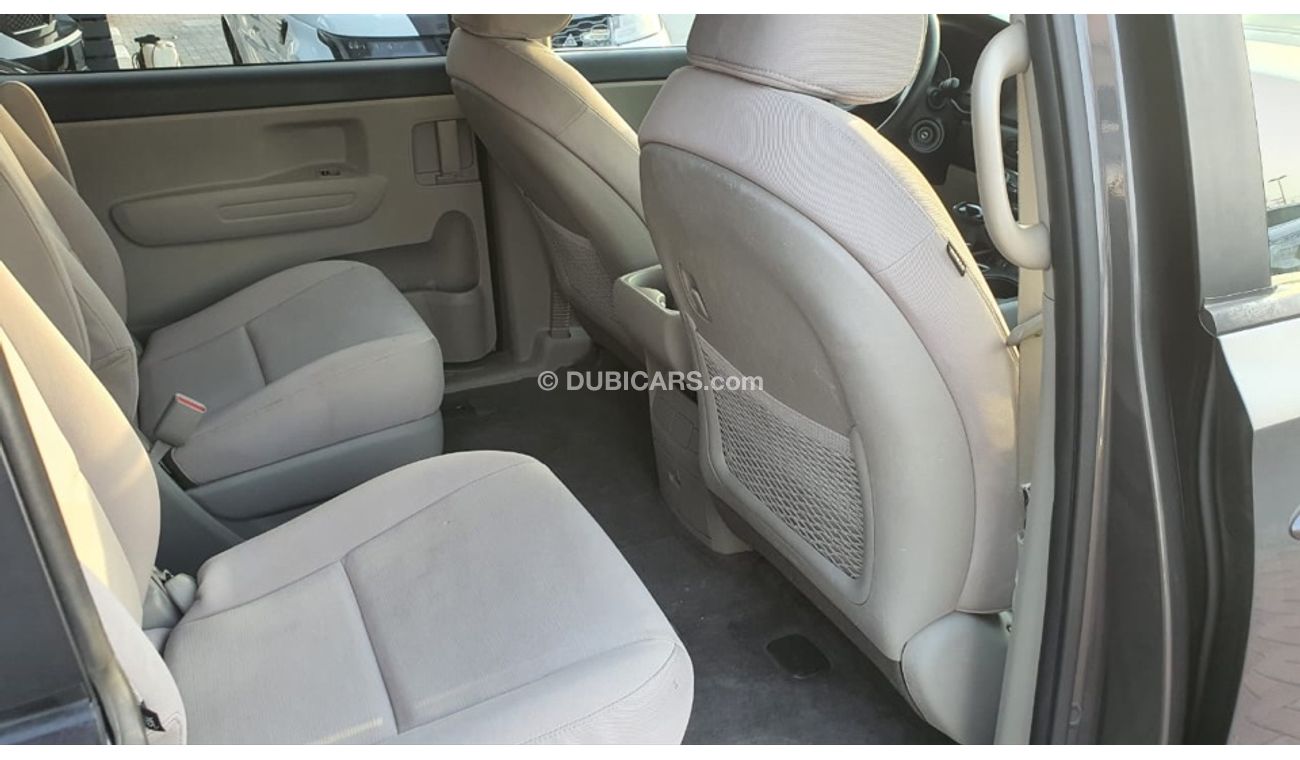 Kia Sedona Lx 3.3L 6V without accident