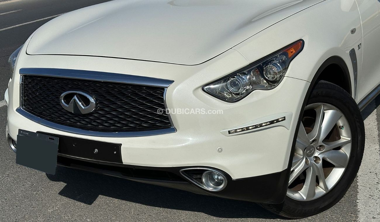 إنفينيتي QX70 Luxury 2019 GCC 3.7L V6 Full Service History