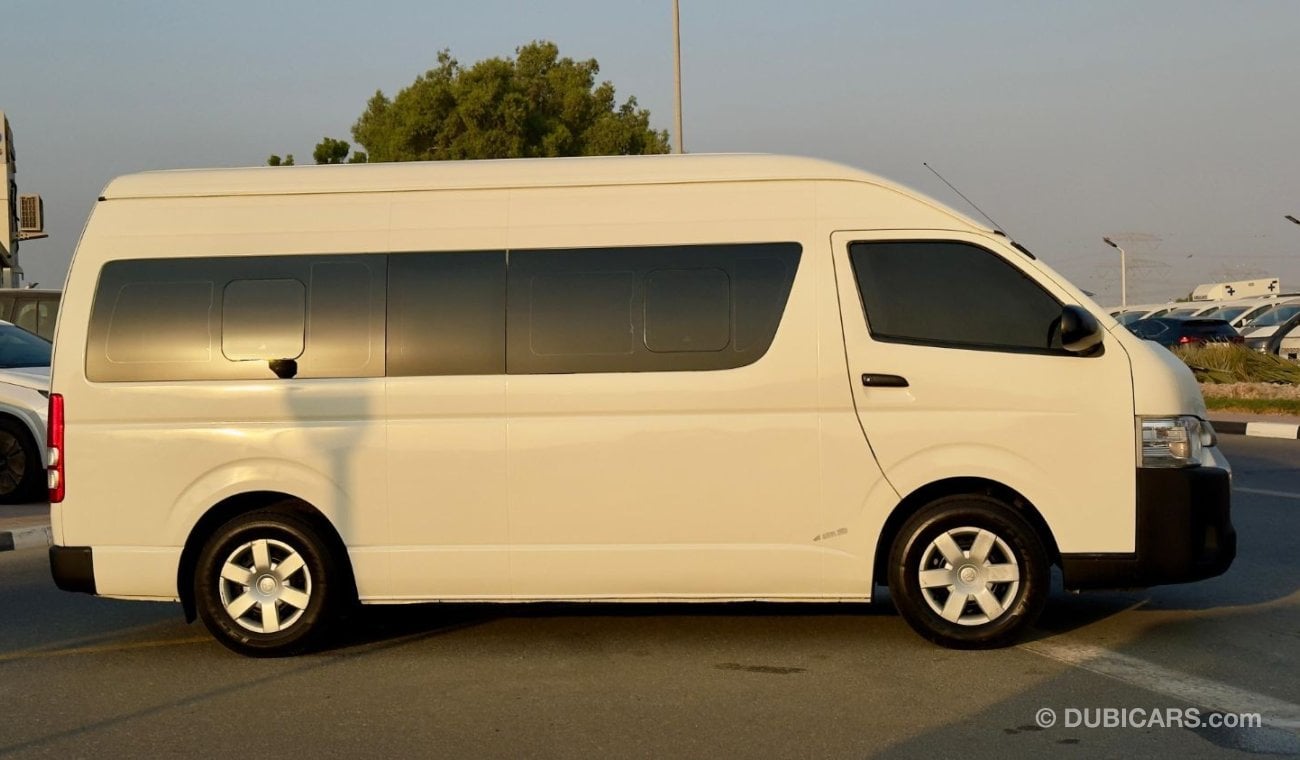 Toyota Hiace PREMIUM CONDITION | 3.0L DIESEL ENGINE | 2015 | RHD