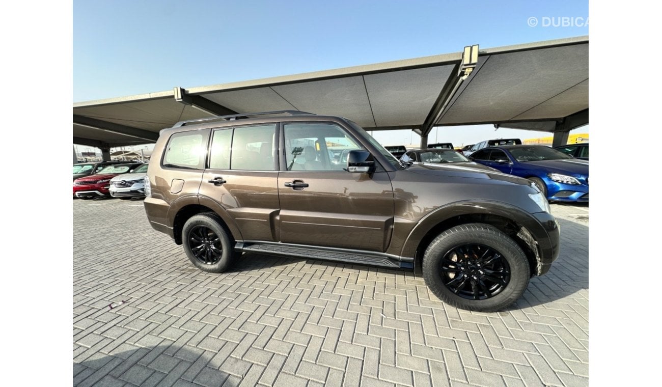 Mitsubishi Pajero GLS Highline Top