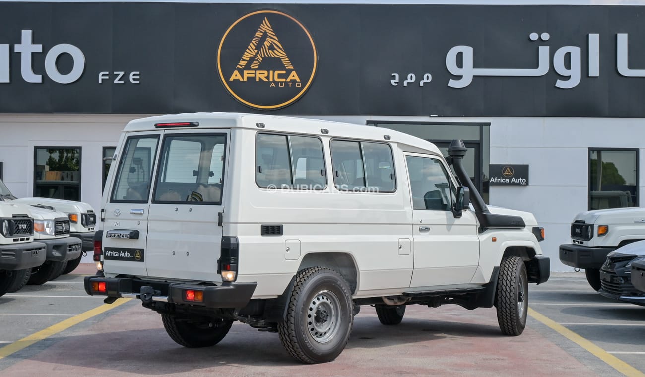 Toyota Land Cruiser Hard Top 4.0L. V6. A/T