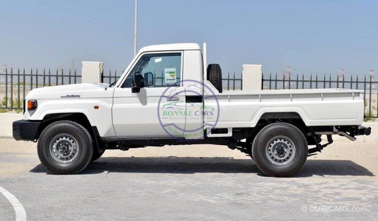 تويوتا لاند كروزر هارد توب Toyota Land Cruiser LC79 Pick Up Single Cabin 2.8L Diesel Automatic Transmission