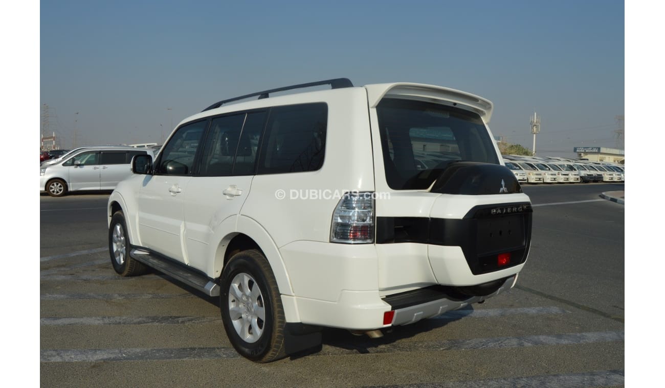 Mitsubishi Pajero Full option leather seats right hand drive