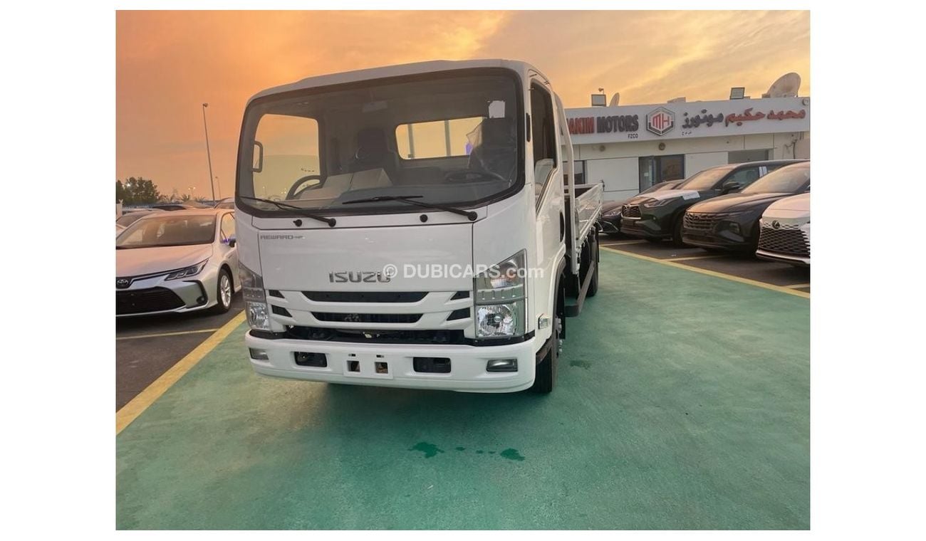 Isuzu NPR 2023 ISUZU NPR Cargo 4 tons