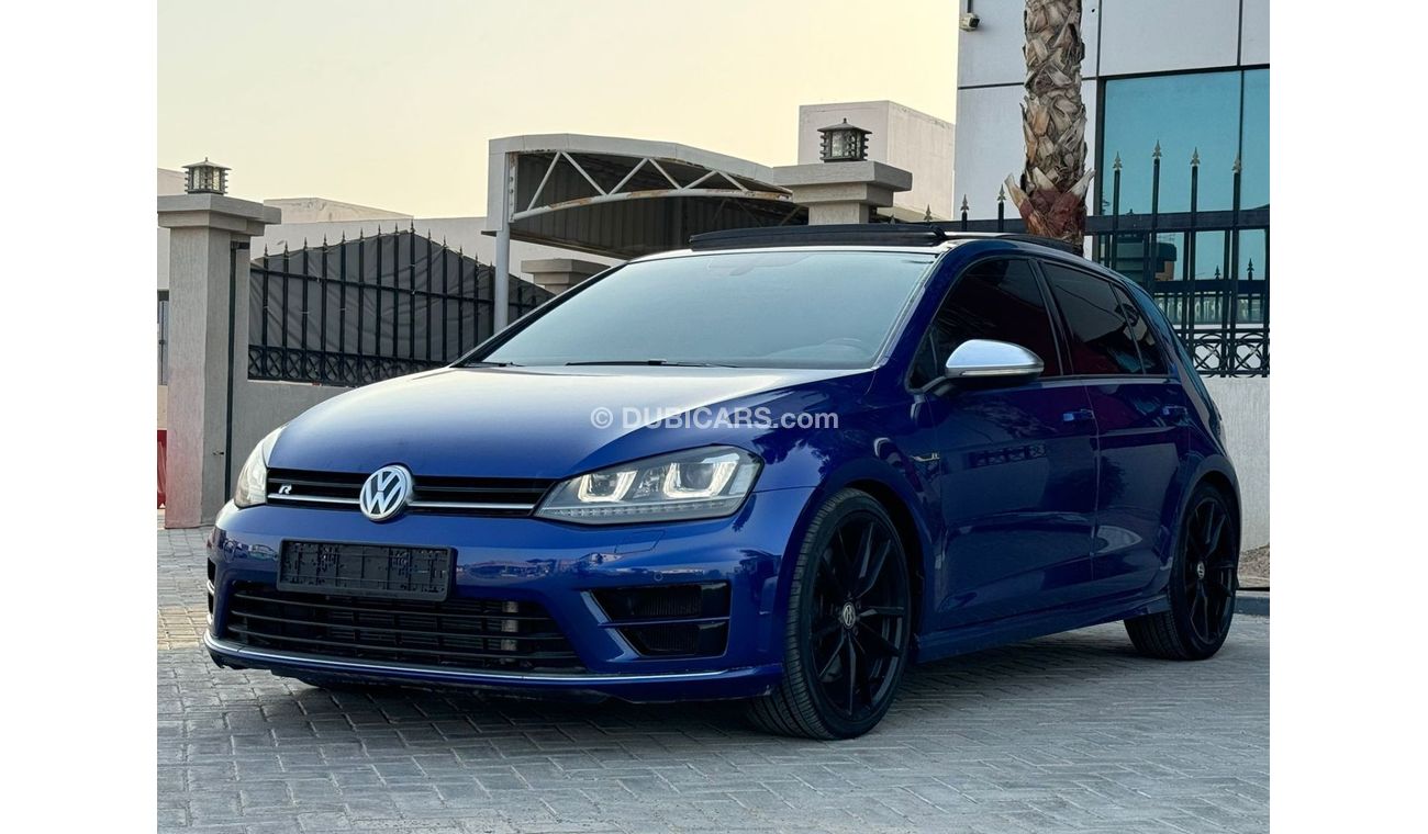 فولكس واجن جولف GTI