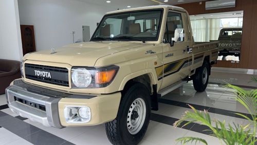 Toyota Land Cruiser Pick Up PICKUP 70th LX2 4.0L