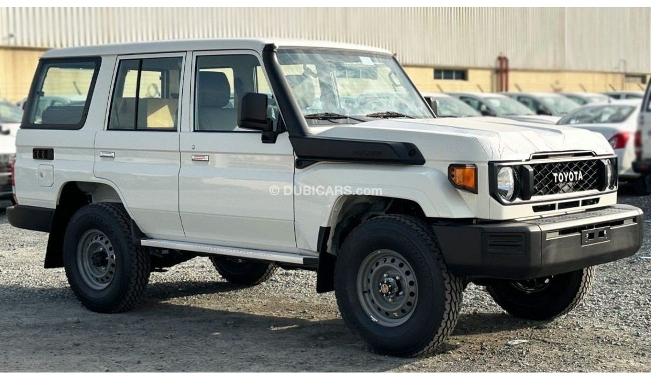 تويوتا لاند كروزر هارد توب LAND CRUISER HARD TOP LC76 DIESEL 4.2L diesel V6 MY2024