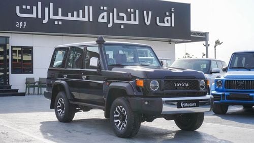 Toyota Land Cruiser Hard Top LX 4.0L V6 A/T