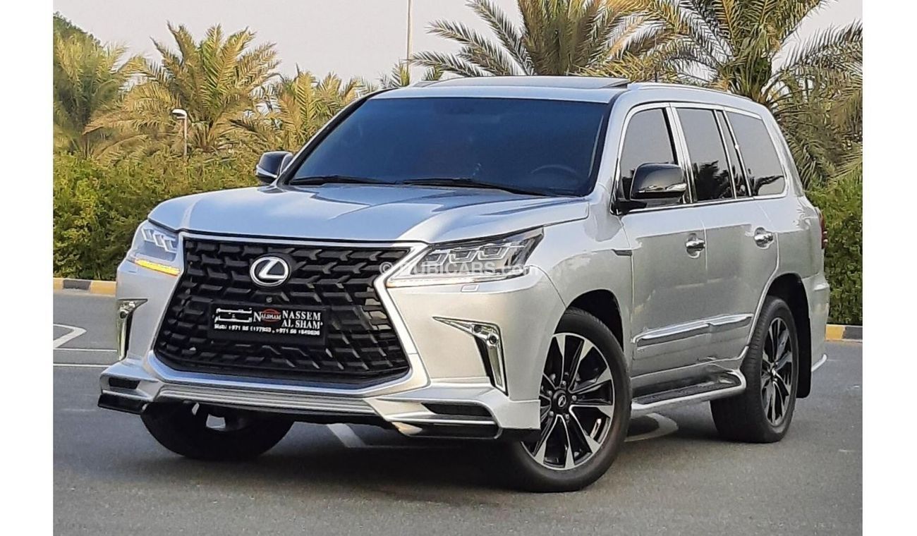 Lexus LX570 facelifted