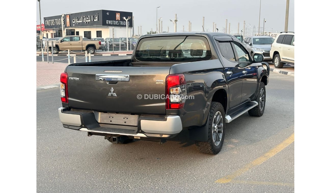 Mitsubishi Triton