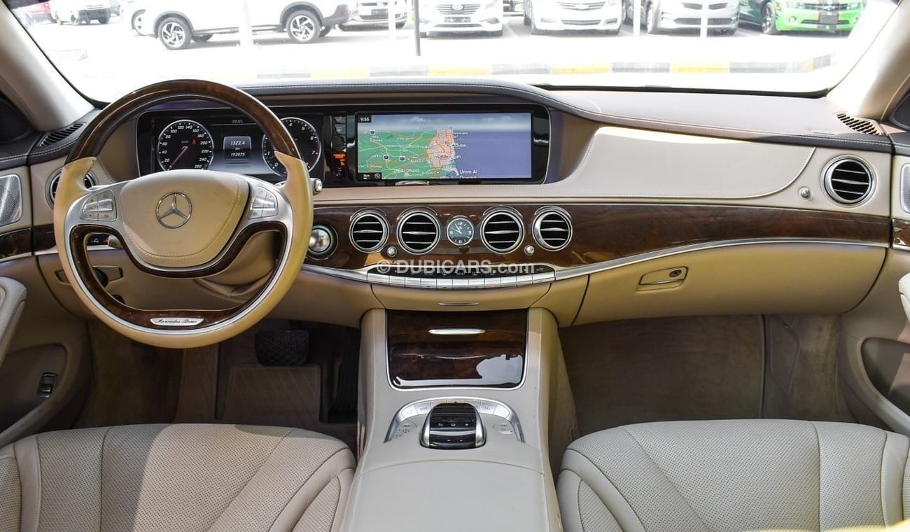 مرسيدس بنز S 550